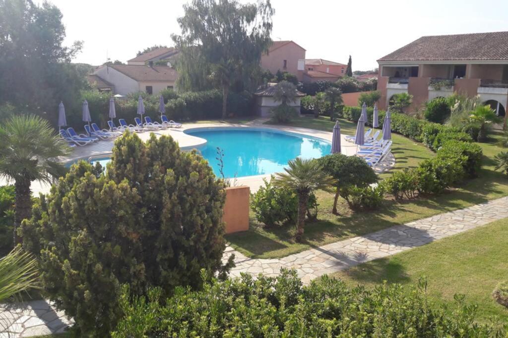 Appartement Les Pieds Dans L'Eau 300 M Plage - 2 Piscines Лингиццета Экстерьер фото